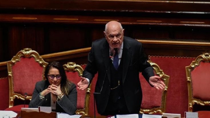 Agenti, Nordio rilancia lo scudo: “Il registro degli indagati è un flop”