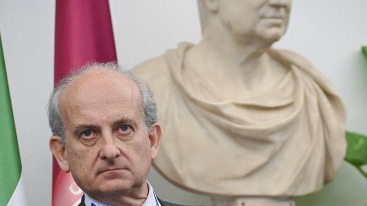 Dazi e consumi in calo, troppo vino in cantina. Salvagente dall’Europa