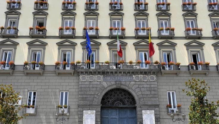 Municipalità Napoli, rabbia per l’inchiesta “Gettonopoli”: “Ma saremo ancora eleggibili?”