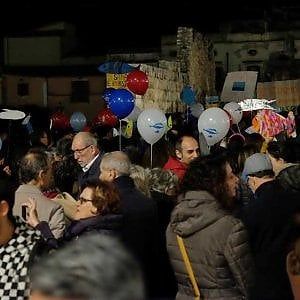 Siracusa, le sardine in piazza. E oggi tocca a Catania