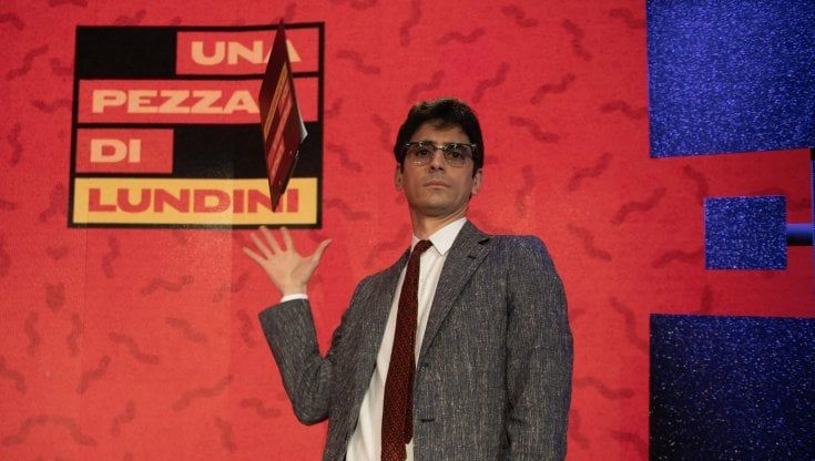 'Una pezza di Lundini', lo show continua ma solo sul web