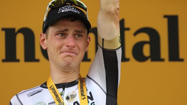 Tour de France, Mohoric dopo la vittoria “Essere ciclista è difficile e crudele”