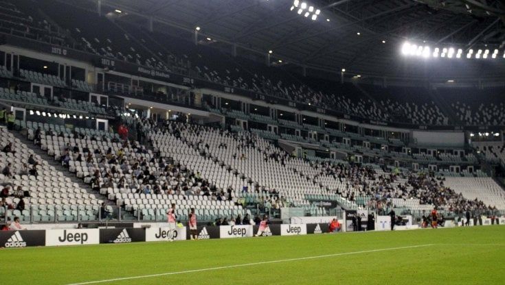 Juventus e Torino, la grande fuga degli abbonati
