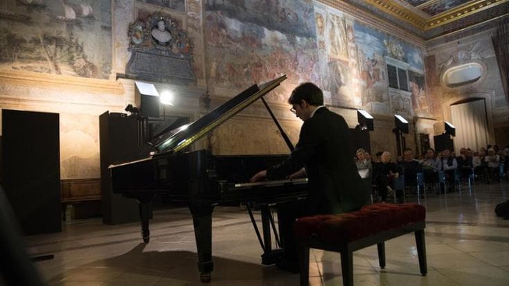 Mozart al museo: otto ore di sonate in due giorni con dieci musicisti. E c’è Mastroprimiano