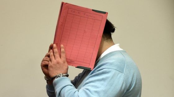 Germania, infermiere sospettato della morte di almeno 90 pazienti