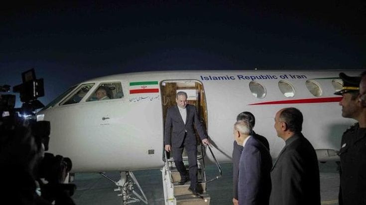 Araghchi sbarca a Islamabad, con Witkoff e Kushner nuove prove di dialogo