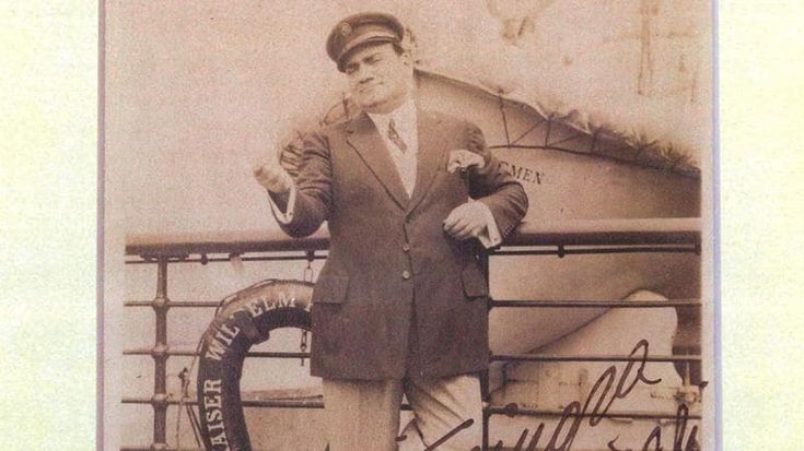 Caruso cantautore in mostra a “Napulitanata, la “casa de fados” della musica napoletana