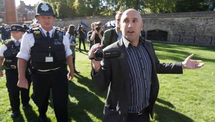 Graham Phillips, il blogger inglese che dal Donbass fa propaganda per i russi