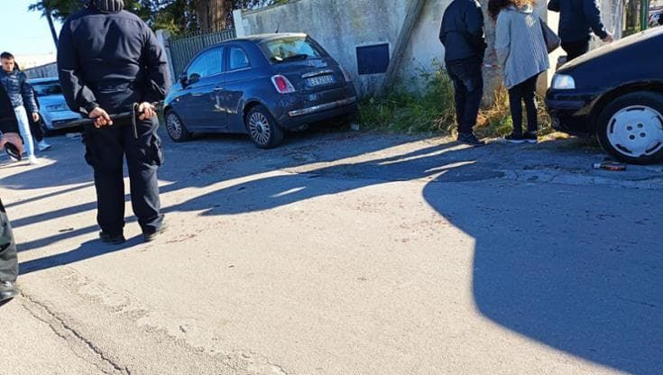 Follia ultras, scontri a Squinzano: un ragazzo ferito alla schiena con cacciavite è in rianimazione