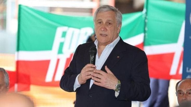 Tajani: “Con Marina Berlusconi parlo ogni giorno. Forza Italia sopravviverà”