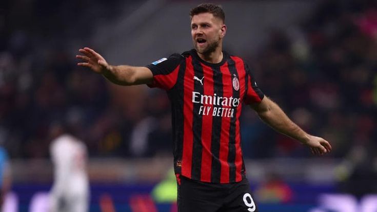 Füllkrug, sentito per due ore a casa Milan dalla polizia: i punti oscuri del furto subito in hotel