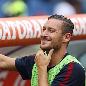 Roma, Totti: "I complimenti di Maradona? Ora posso anche smettere"