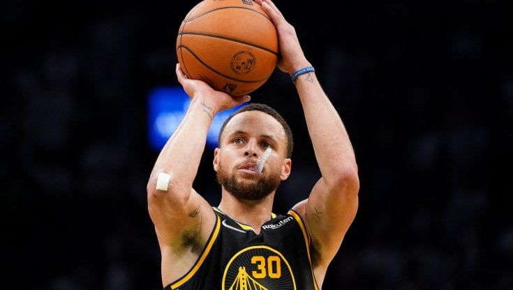 Finali Nba, Steph Curry e il segreto del paradenti al limone