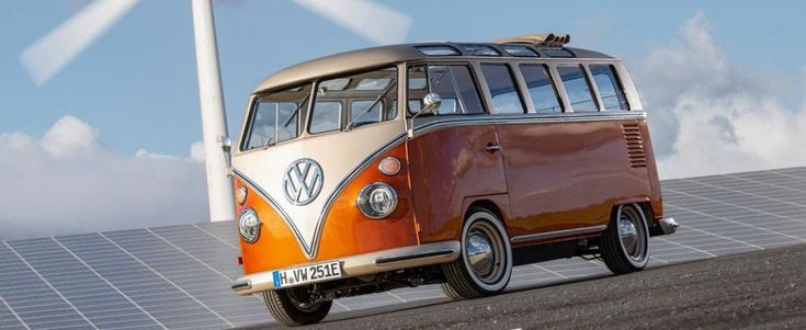 Volkswagen Bulli, il mito dei figli dei fiori diventerà elettrico