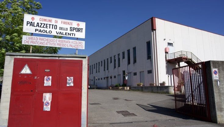 Comunità islamica, la preghiera si sposta da Borgo Allegri alla palestra di Careggi