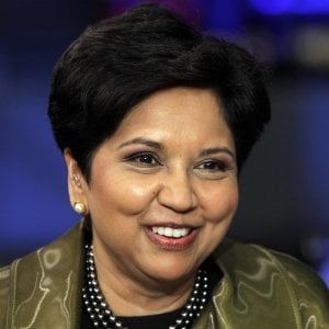 Cambio al vertice della Pepsi: lascia Indra Nooyi, prima donna in sella
