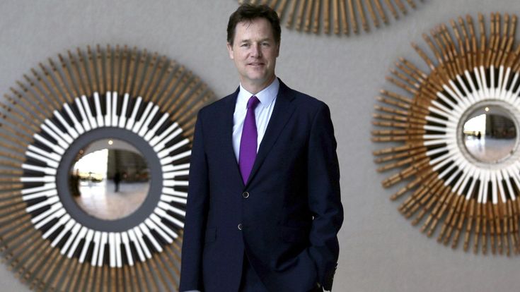 Nick Clegg: "Noi di Facebook chiediamo ai governi nuove regole per gestire internet"