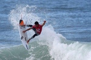 Surfista di 38 anni<br />muore a Marina di Carrara
