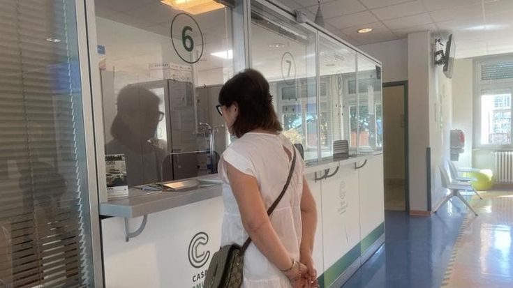 Quarto caso accertato di virus Dengue, ma screening volontario agli abitanti di Castiglione d’Adda parte lento: “Troppo caldo e tanti ancora in ferie”