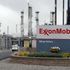 Ecco perché raffinerie e distributori di benzina in Italia passano di mano
