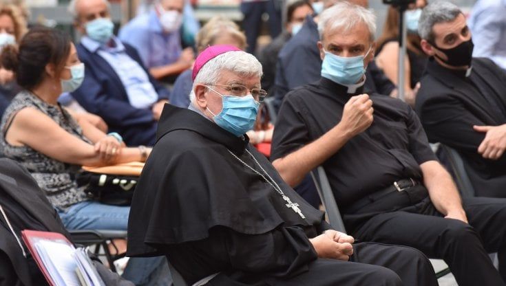 L’arcivescovo Tasca: “Genova più diseguale con la pandemia, ora non si può sbagliare”
