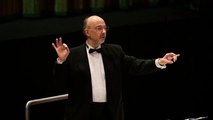 La Scala "scippa" il maestro del coro del Comunale di Bologna