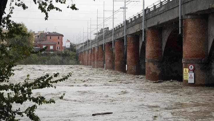 Cadavere nel fiume Reno: “Era in acqua da tempo”. Sarà fatta l’autopsia