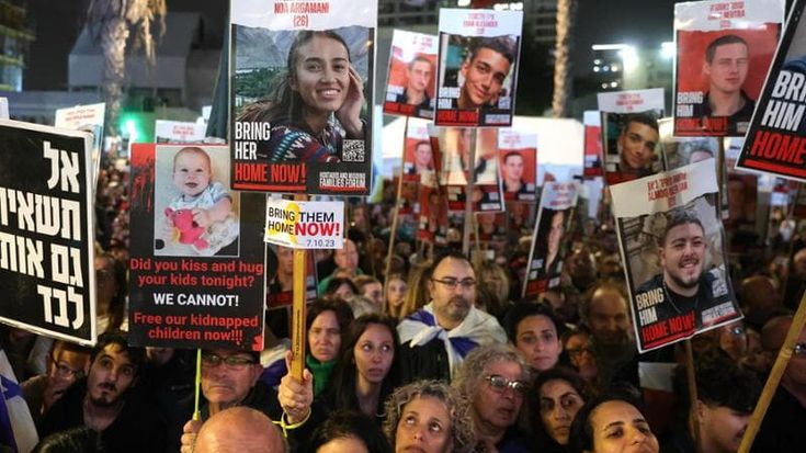 Rachel Goldberg-Polin, la mamma-simbolo delle famiglie degli ostaggi: “Non vivo più, vorrei che il mio Hersh sapesse che lottiamo per loro”