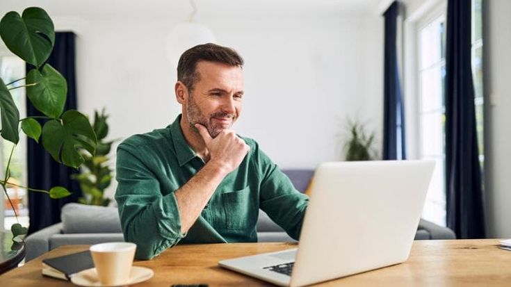Intelligenza artificiale, 4 italiani su 10 le delegano le incombenze quotidiane