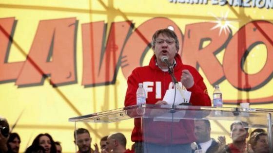 Bologna, la fabbrica "spegne" il controllo a distanza degli operai