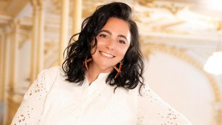 Petruzzelli, orchestrali in rivolta: “Paghe da fame”. La mezzosoprano Caricola: “Chi può scappa”