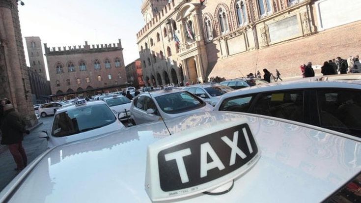 I tassisti contro il Comune: “Il problema non siamo noi”