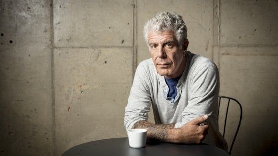 Quanto ci manchi, Anthony Bourdain! Stasera in onda il suo ultimo programma