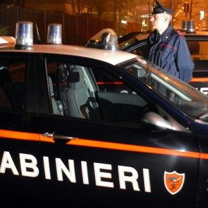 Nessuno lo trova per due giorni: aveva il citofono rotto e il cellulare silenziato