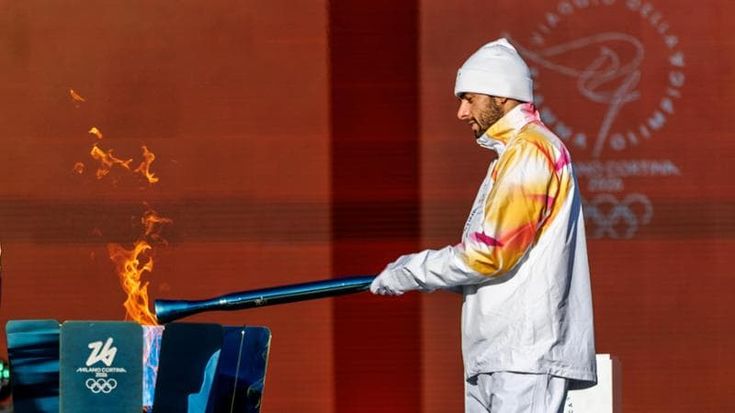 Olimpiadi invernali: la fiaccola olimpica accende Roma