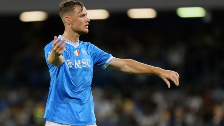 Il Napoli anti-Sporting: in difesa è di nuovo rivoluzione, tornano Milinkovic e Beukema