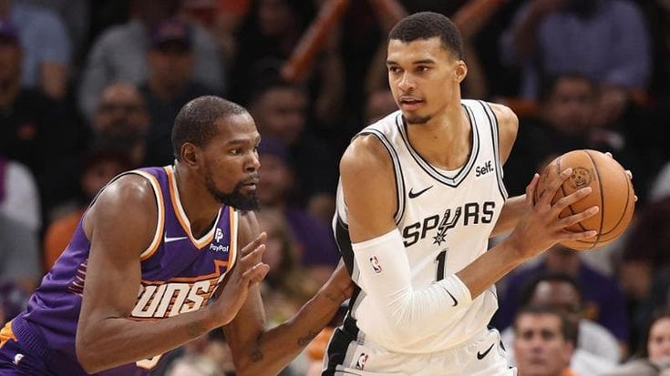 Wembanyama si è già preso la Nba: 38 punti contro Phoenix. “Un giocatore incredibile”