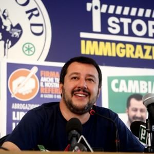 Milano, Salvini candidato sindaco: "Se nel 2016 non si vota per le politiche, io ci sono"