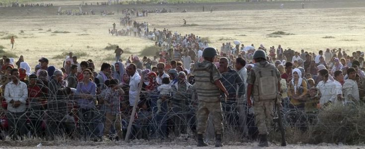 Is, curdi avanzano in Siria: jihadisti barricati a Raqqa. Iraq si prepara a riconquistare Ramadi
