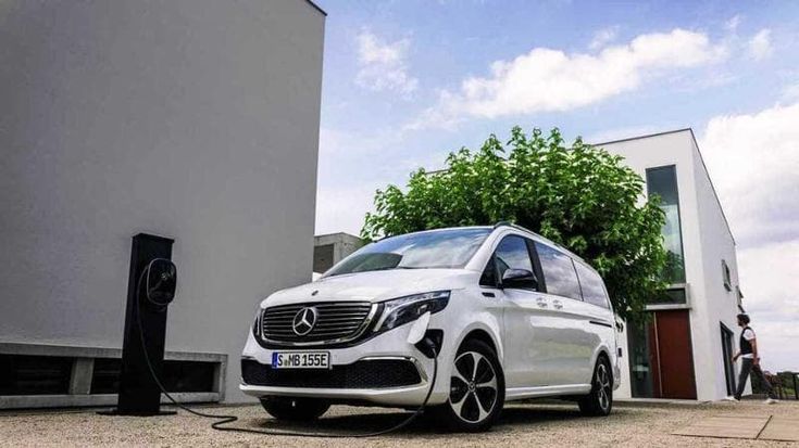 Flotte aziendali, fino a 2 milioni di vendite in più per l’elettrico con obiettivi Ue più ambiziosi