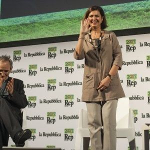 Laura Boldrini in Puglia: "Decaro a Bari e Salvemini a Lecce sono la scelta giusta"