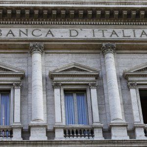 Debito in calo ad agosto: scende di 15,5 mld a 2.184