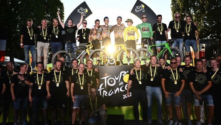Il Tour e i consigli di Ten Hag: così la "Jumbo-Ajax" di Vingegaard ha battuto Pogacar
