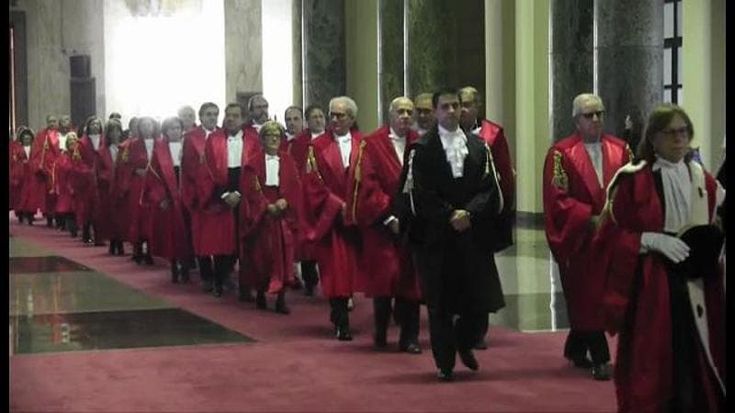 L’Ordine degli avvocati e il sito per giudicare i magistrati, è polemica. Anm: “Rischio pressioni”