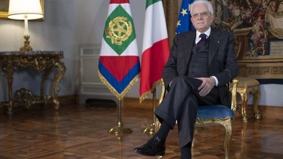 Coronavirus, Mattarella: "Per rinascere ci è richiesta la stessa unità del dopoguerra"
