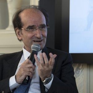 L'economista Fitoussi: "Il grafico della Le Pen sugli effetti dell'euro? Una mezza menzogna"
