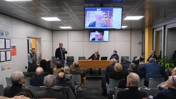 Dieci anni senza il “Mercantile”: il racconto di un pezzo di storia del giornalismo