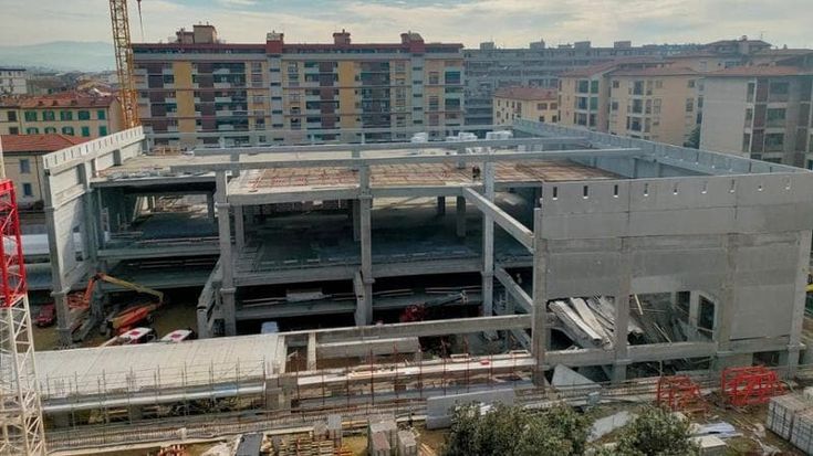 Crollo a Firenze, Nardella e Giani proclamano il lutto. “Profondo dolore”