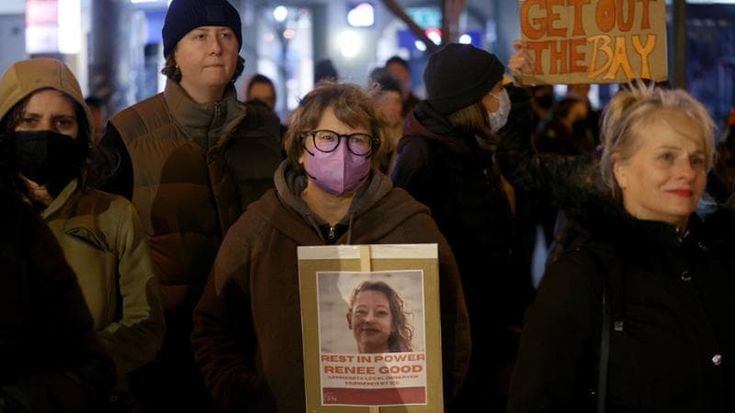 Americana di 37 anni uccisa dagli agenti federali, rivolta a Minneapolis. Vance: “Agente protetto da immunità”