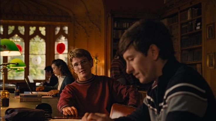 ‘Saltburn’, su Prime arriva la provocazione di Natale. La regista: “Volevo fare un film sulle ossessioni carnali”